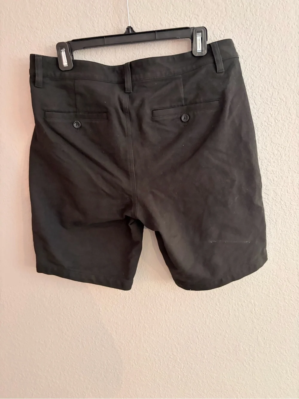 True Classic Men’s Black Shorts Size 33