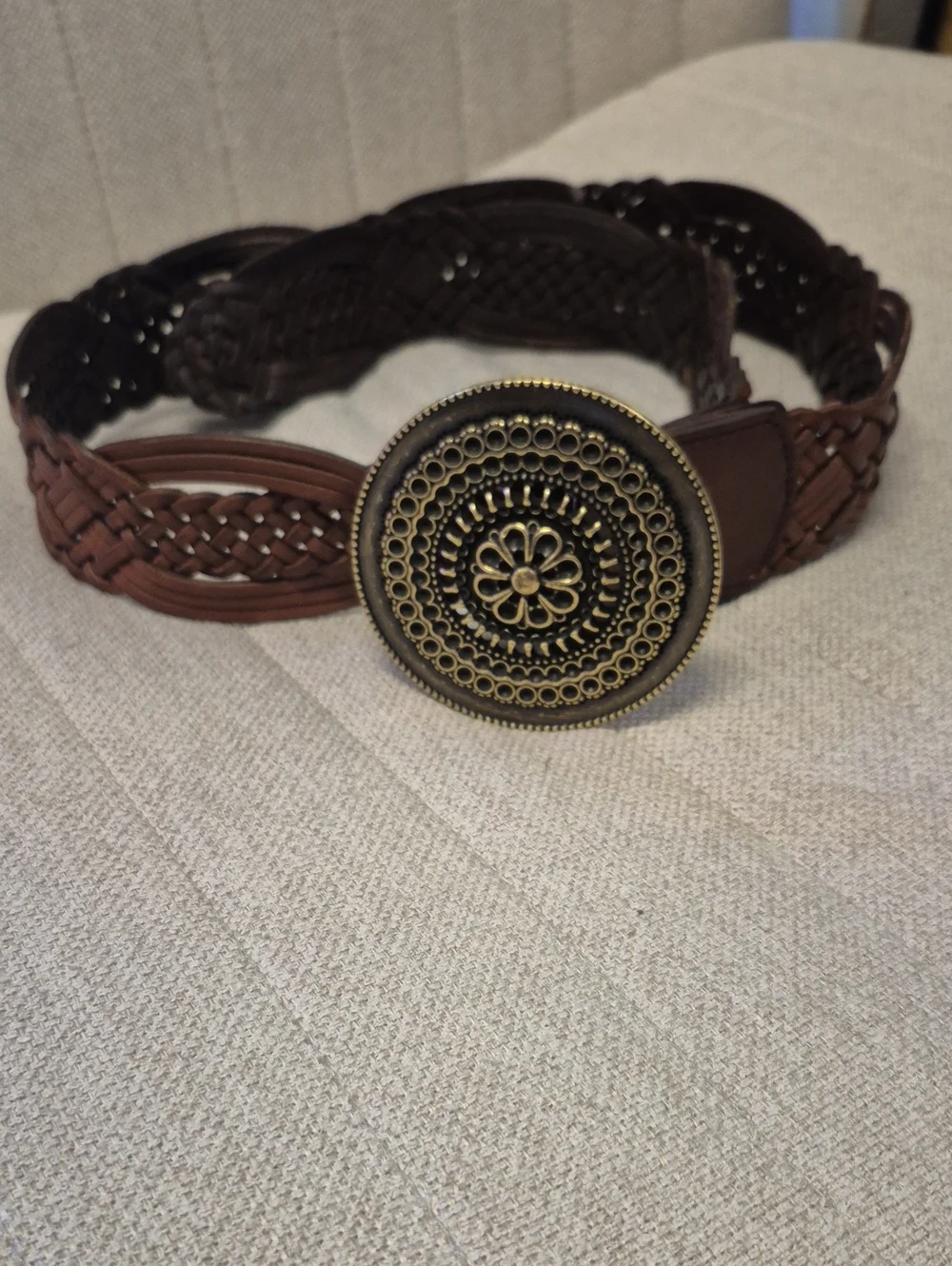 Vintage Brown Braided Leather Belt with Medallion Buckle Y2K