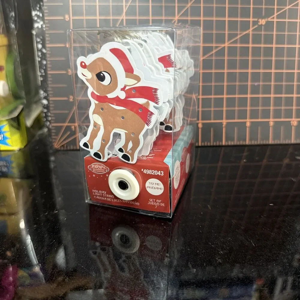 Rudolph Red-Nosed Reindeer 7 LED Battery Christmas String Lights 44